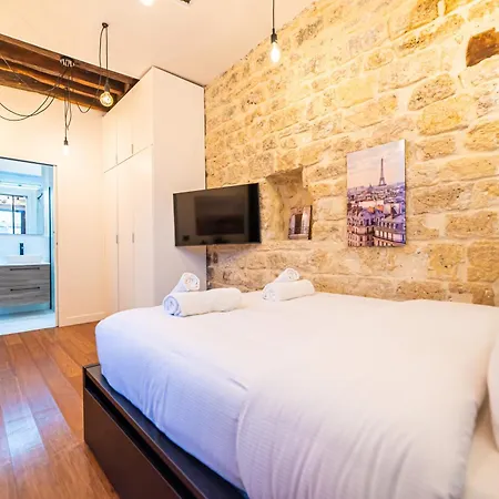 Apartment Lovely In - Paris